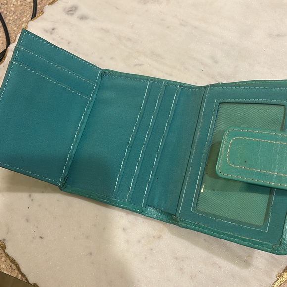 Vintage Fossil Wallet - Picture 3 of 4